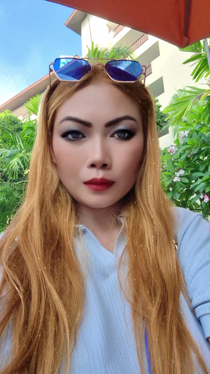 @Ms ARELIZABETH RICHY GRUADNOK