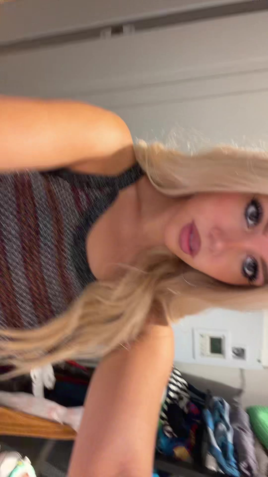 @Mia