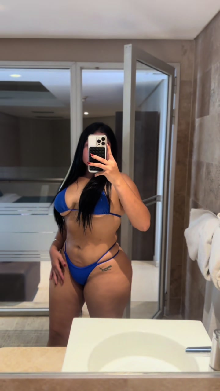@Lizmarylf