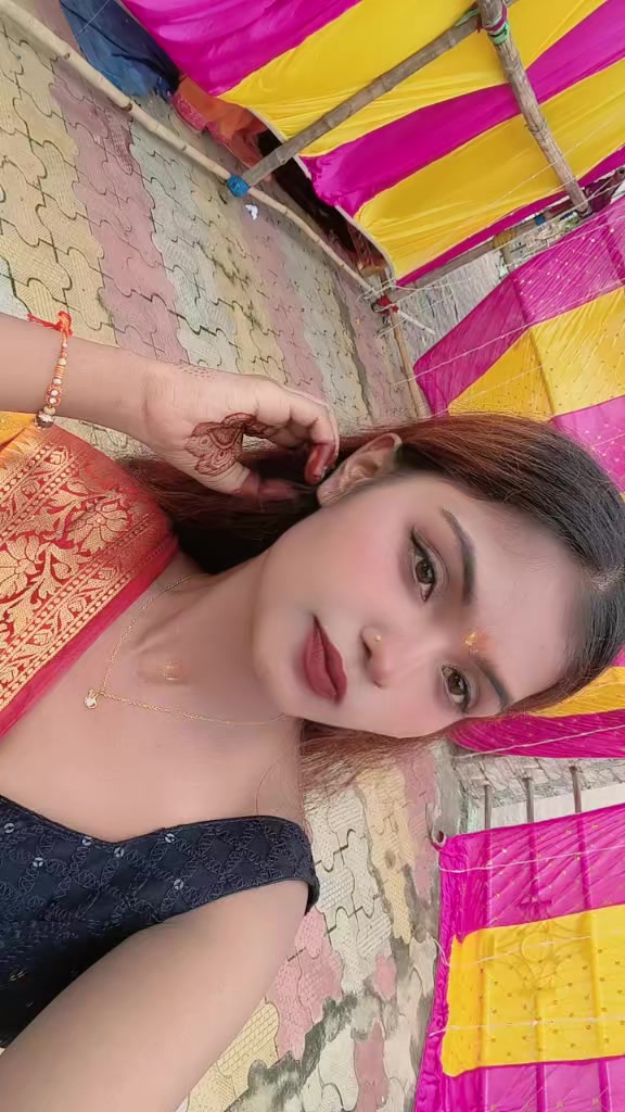 @Nìdhî_Adhikâri 22