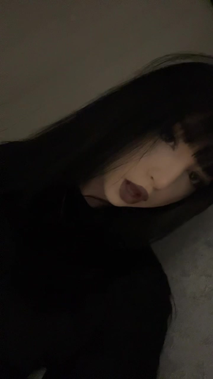 @༒︎