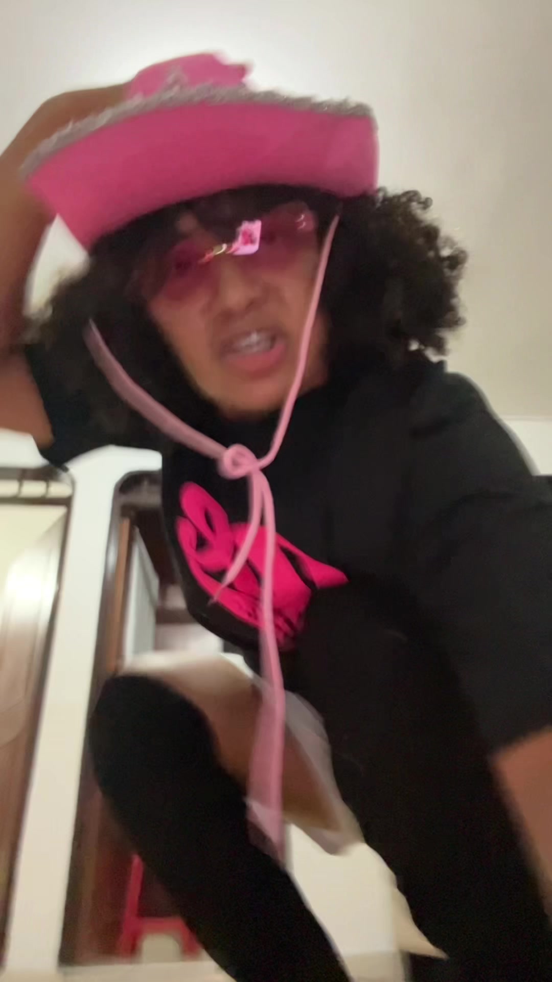 @Laura