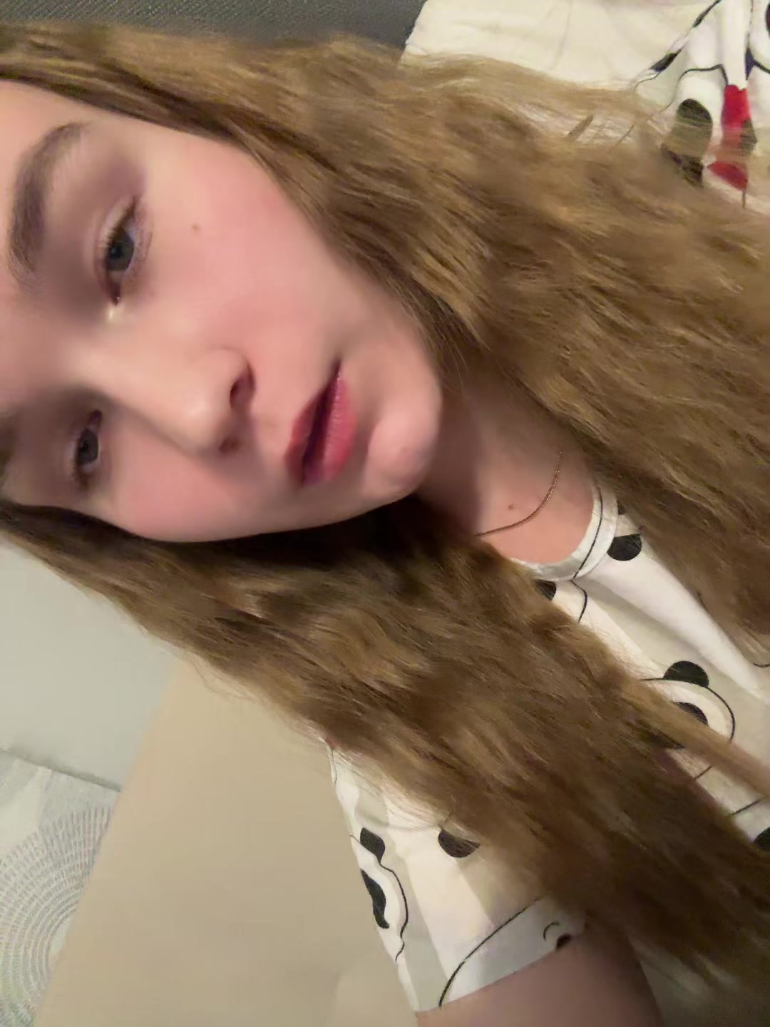 @vyvi