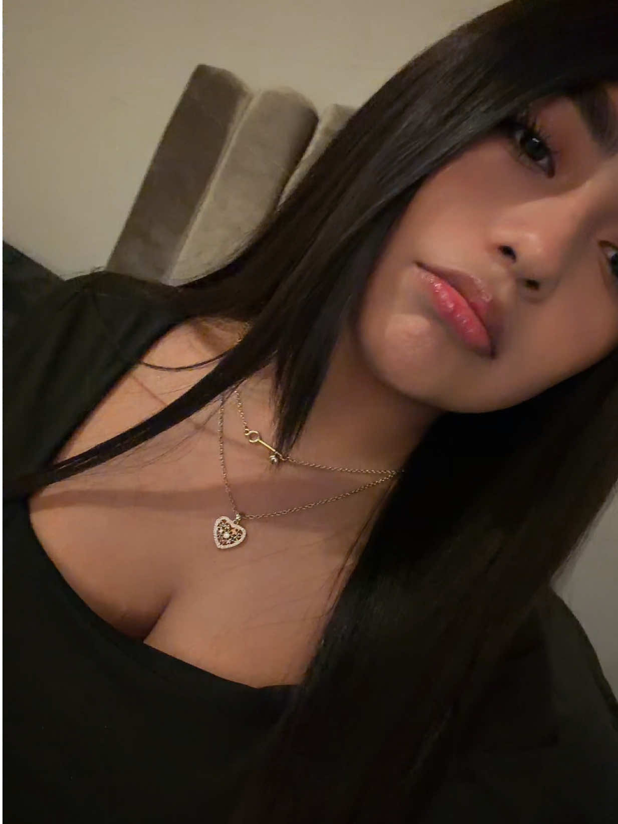 @Lauu_dzz
