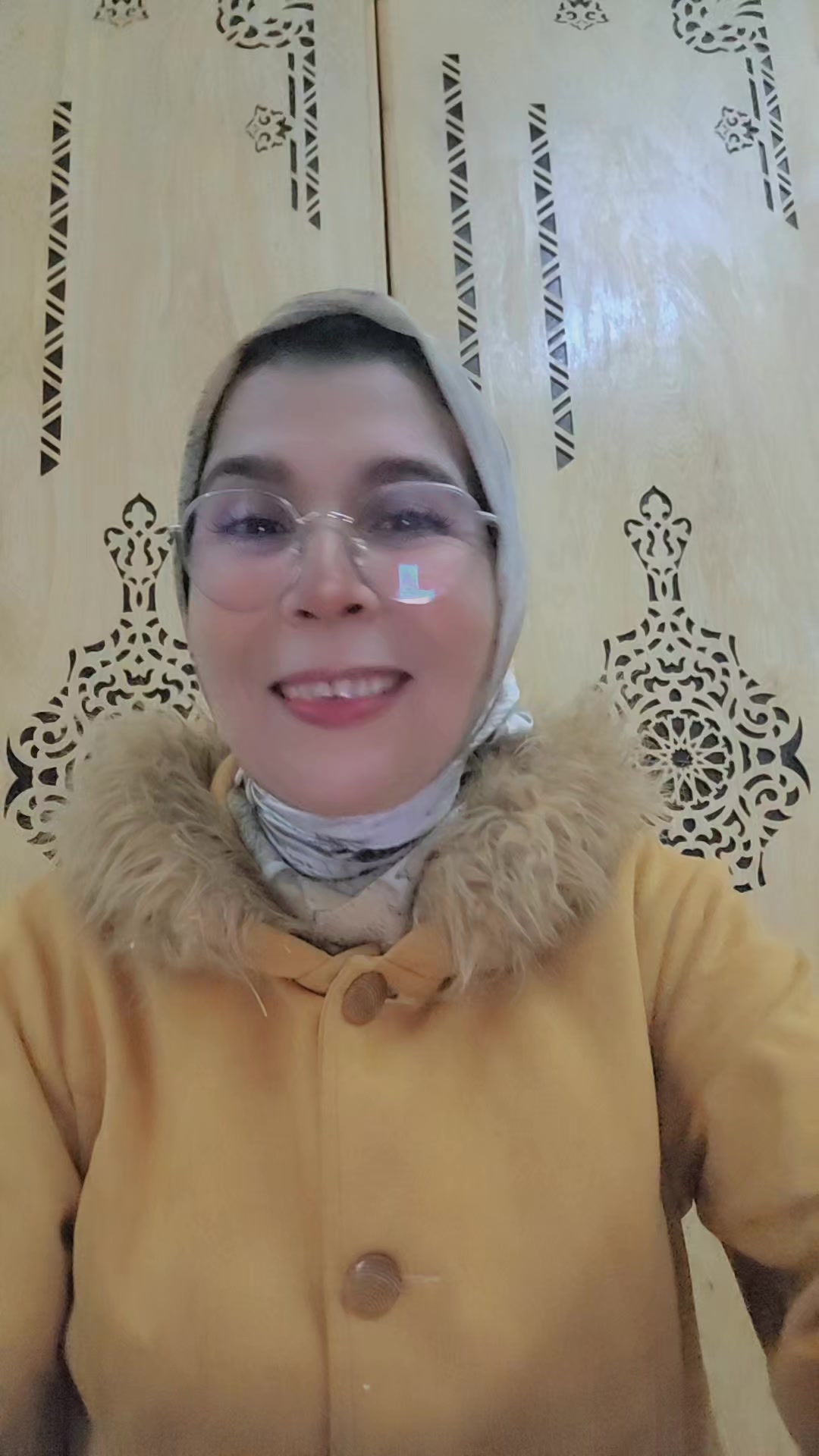 @رشيدة الأرملة المكافحة