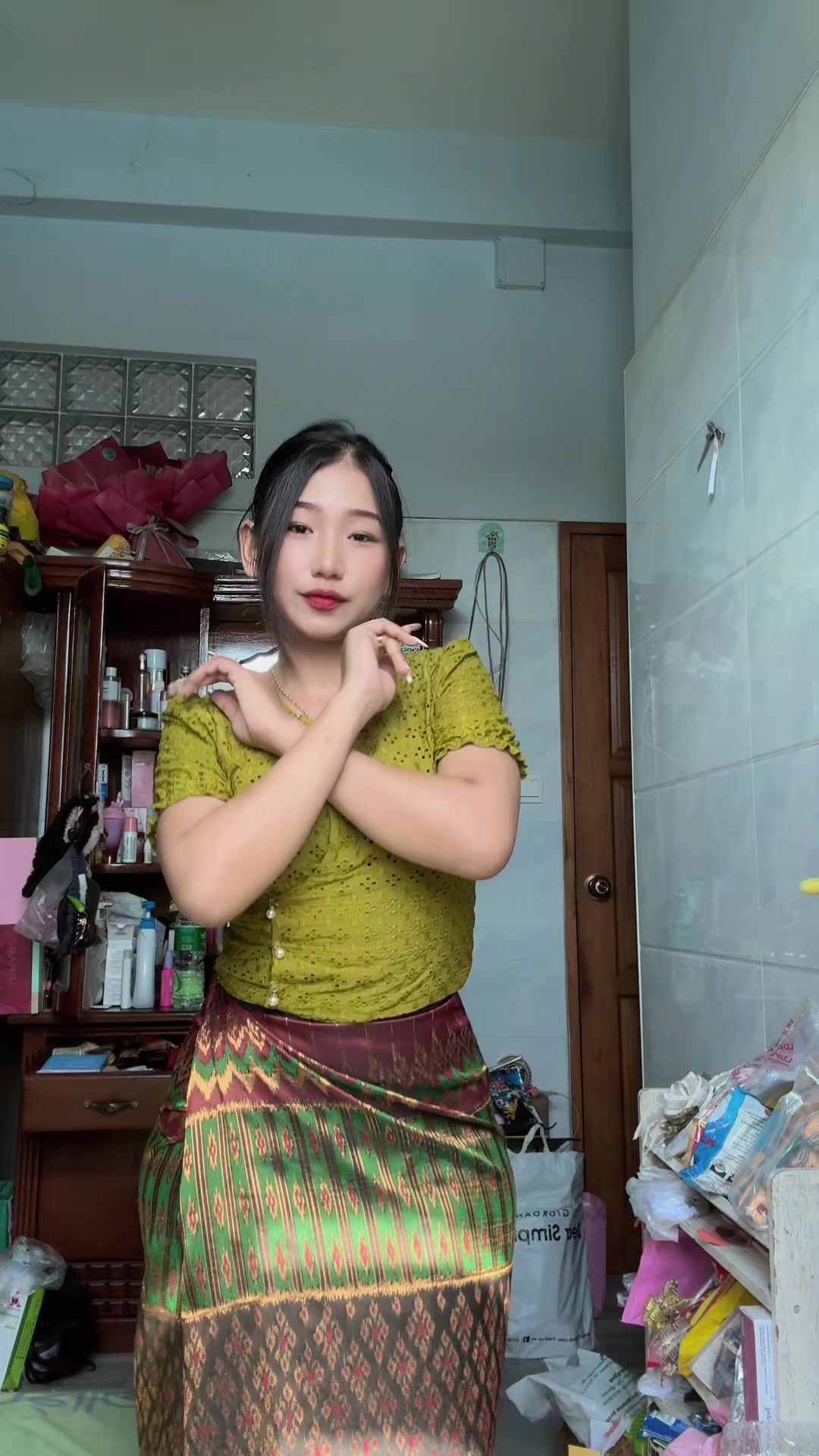 @Thandarkyaw