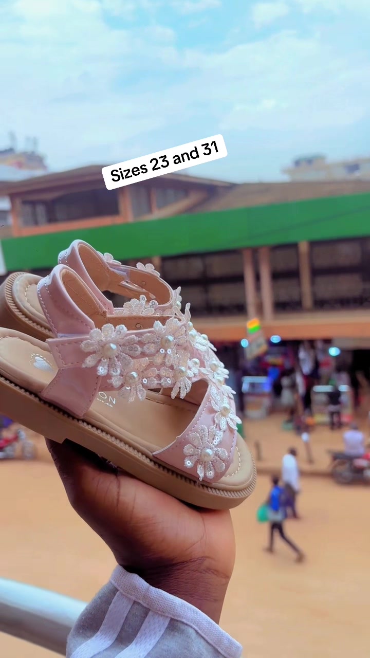 @JS ADDICTION SHOE STORE