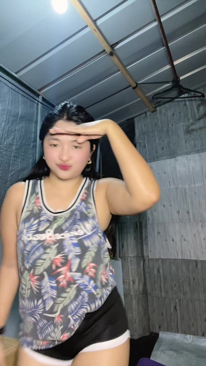 @Sirenang Chinita ᥫ᭡.