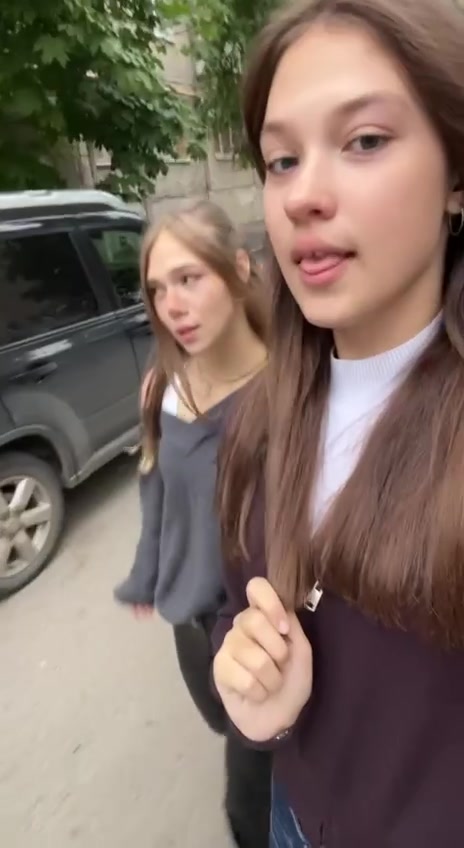 @Королева Лизя 🦄🌈🌈