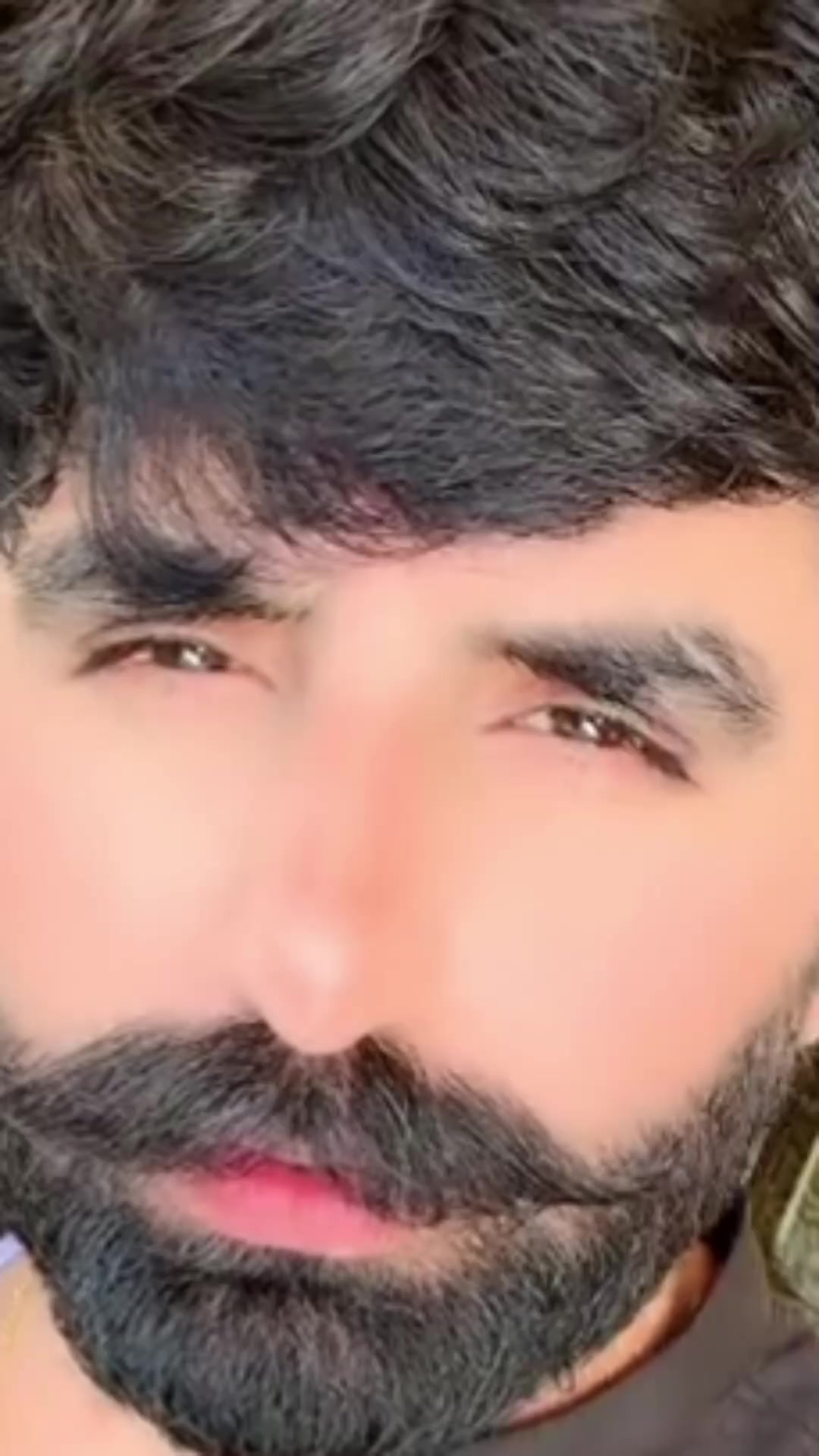 @Malik Rehan awan😎✌