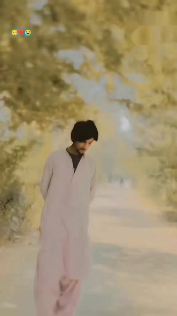 @کنگ نازک 🙌🖤