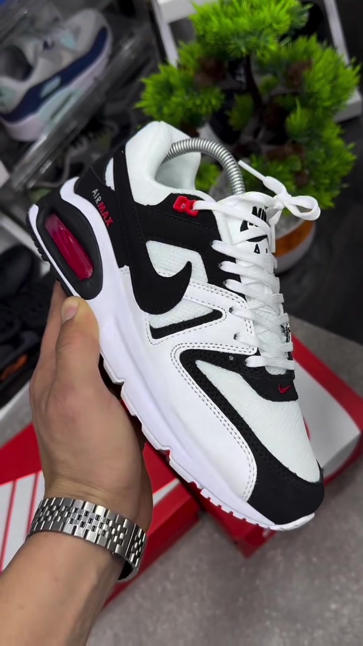@Jayjaysneakerscpt(pty)ltd