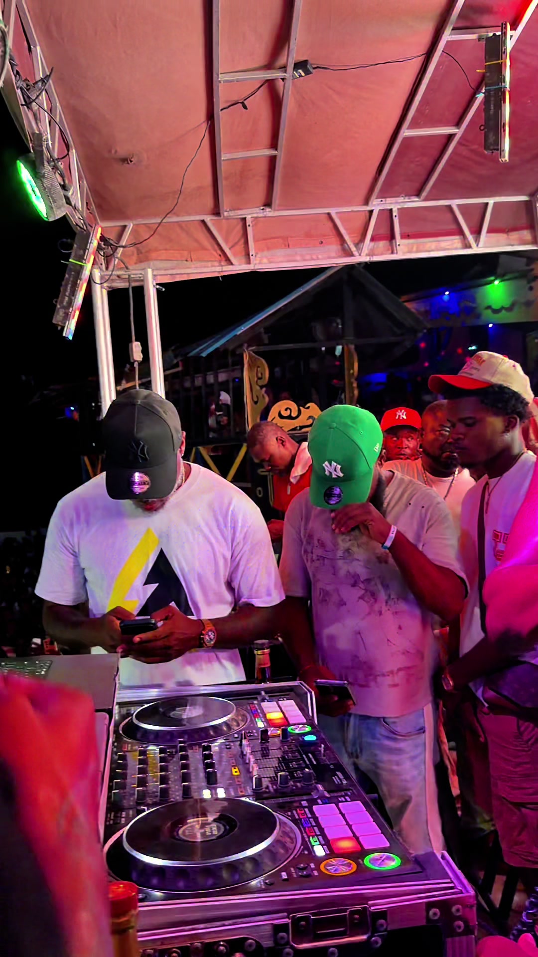 @Hit Magazine Haïti