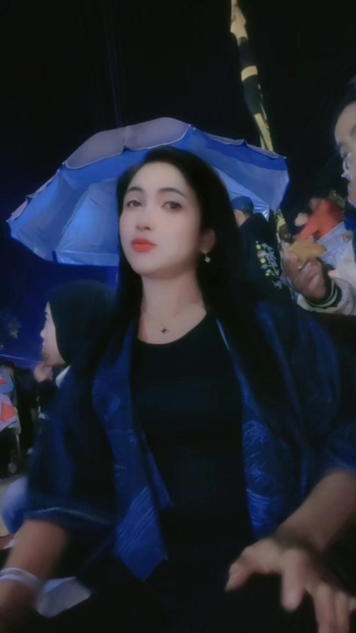 @𝟡𝟜𝟠_Black sweet