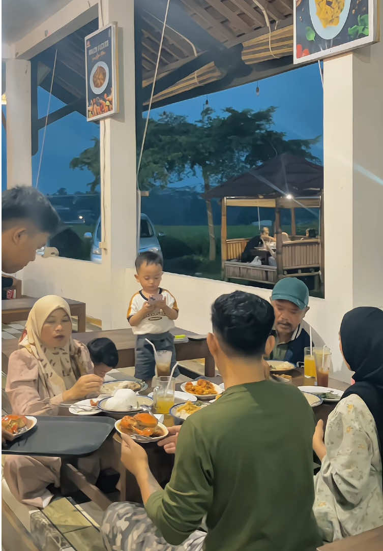 @Gemuruh_Seafood