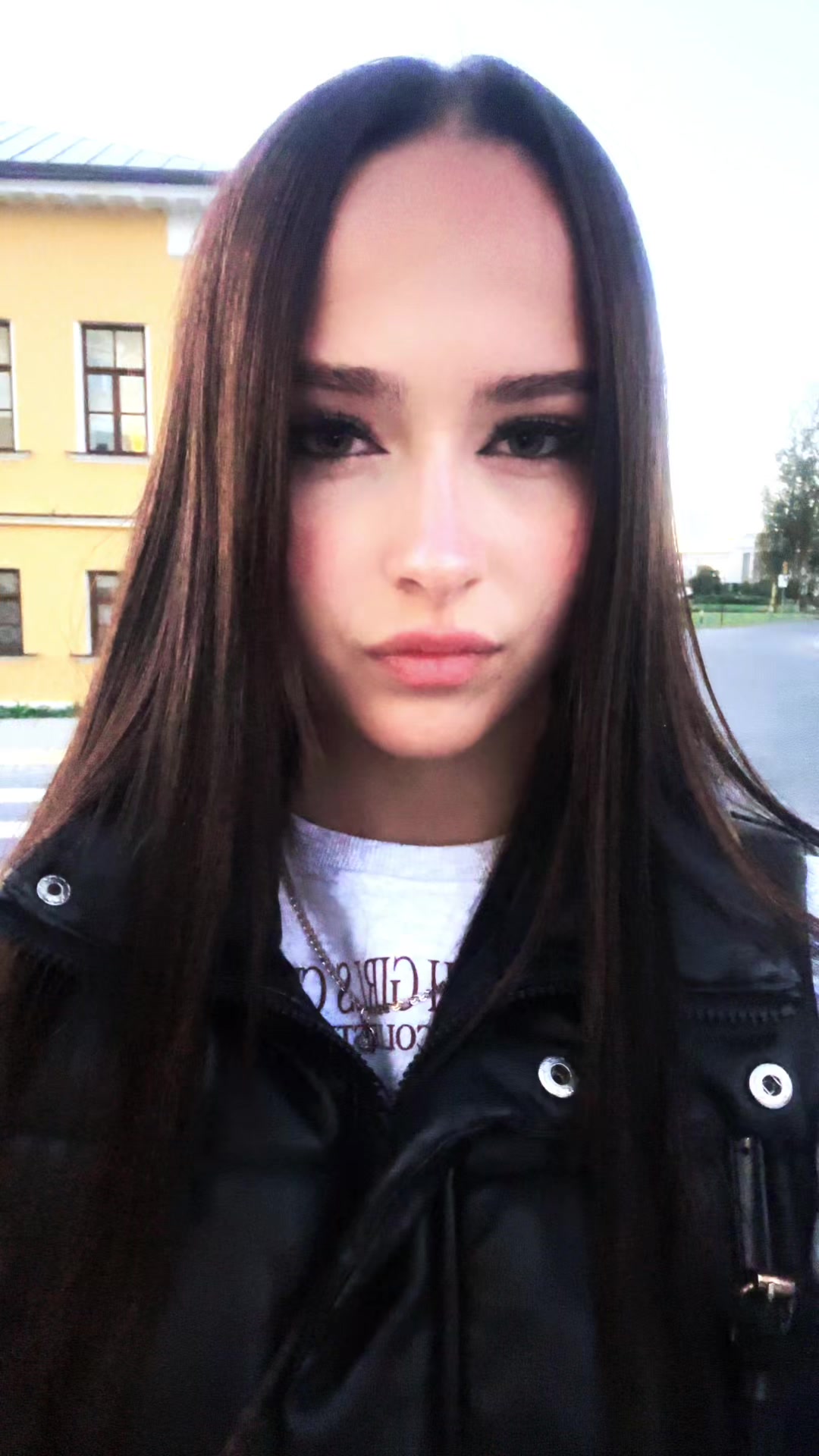 @лизо👾