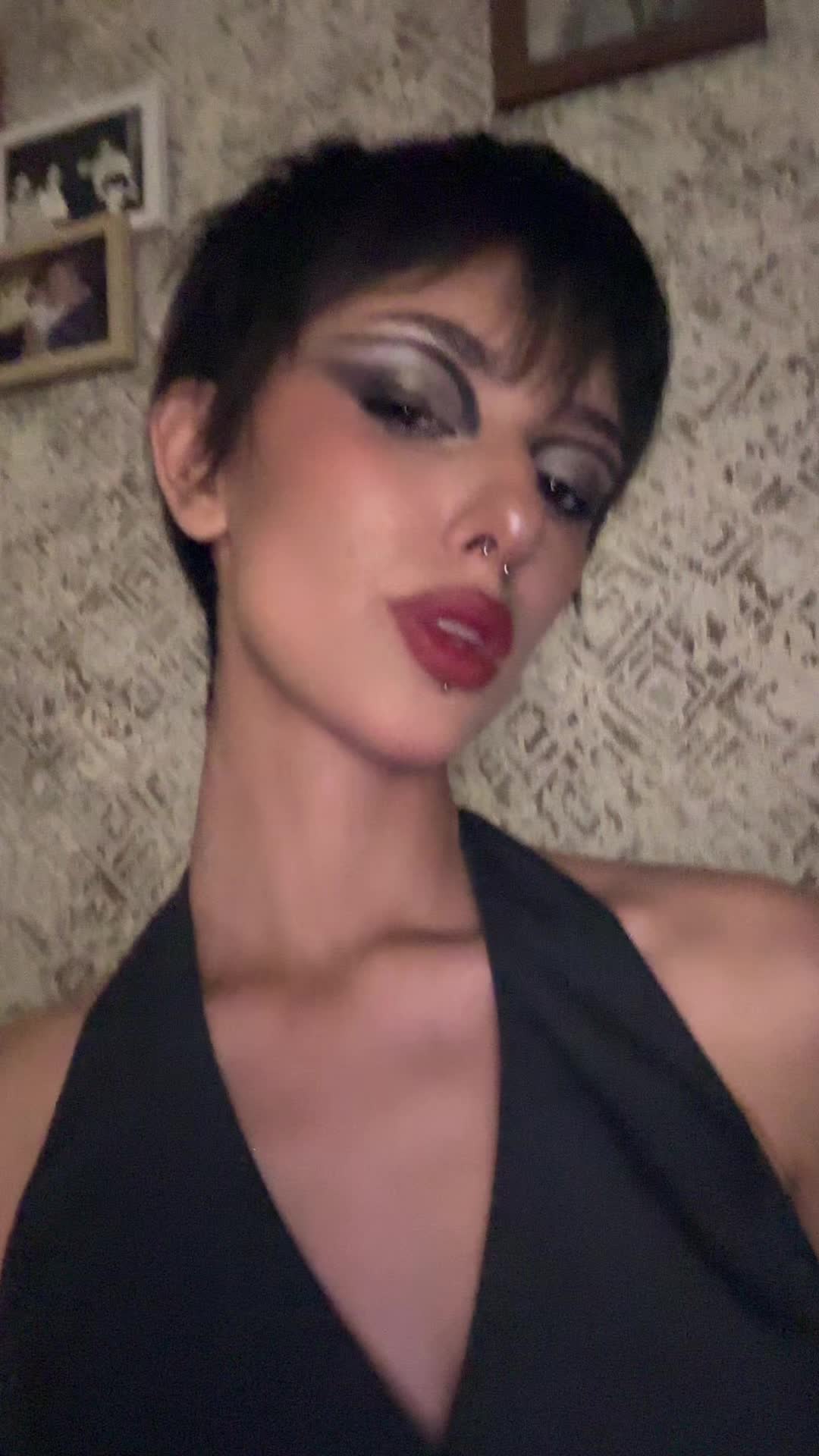@Eleonora