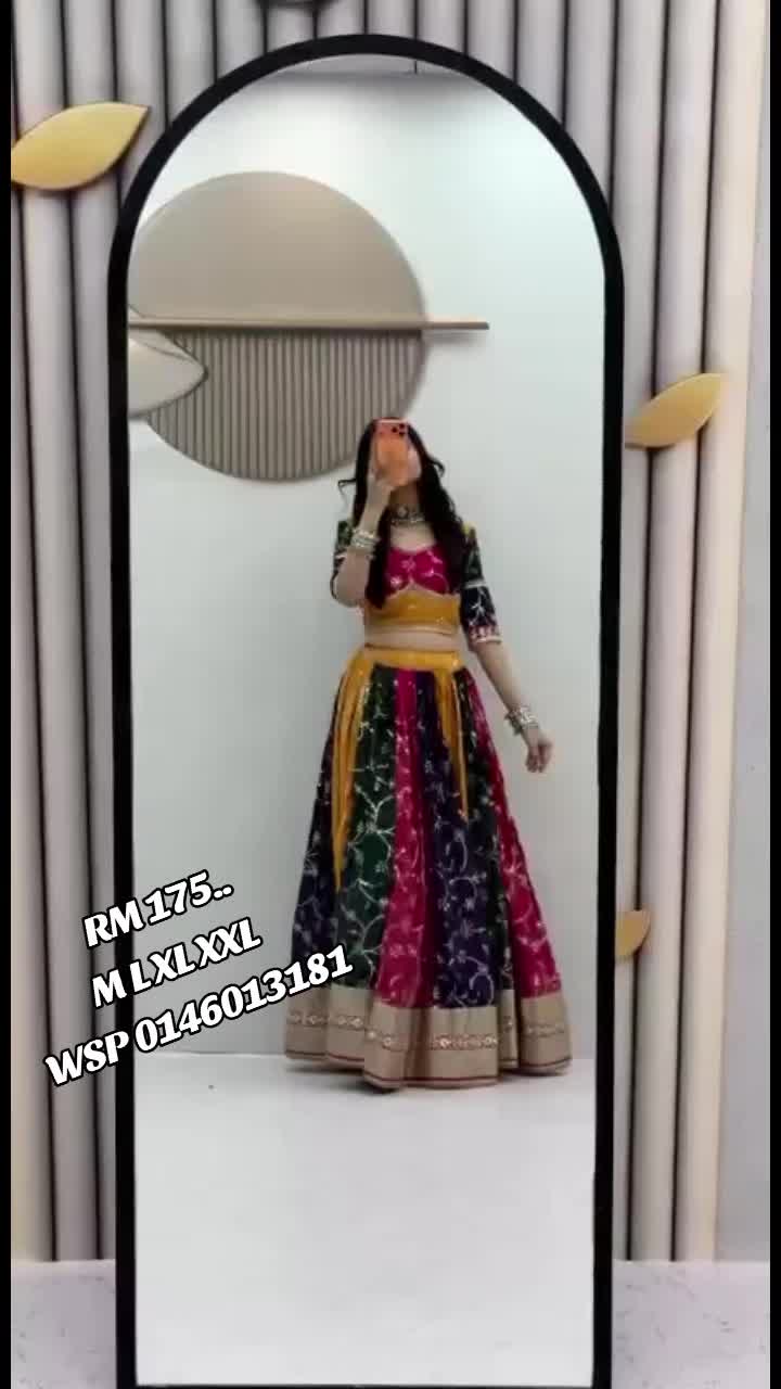 @WOMAN DESIGNER