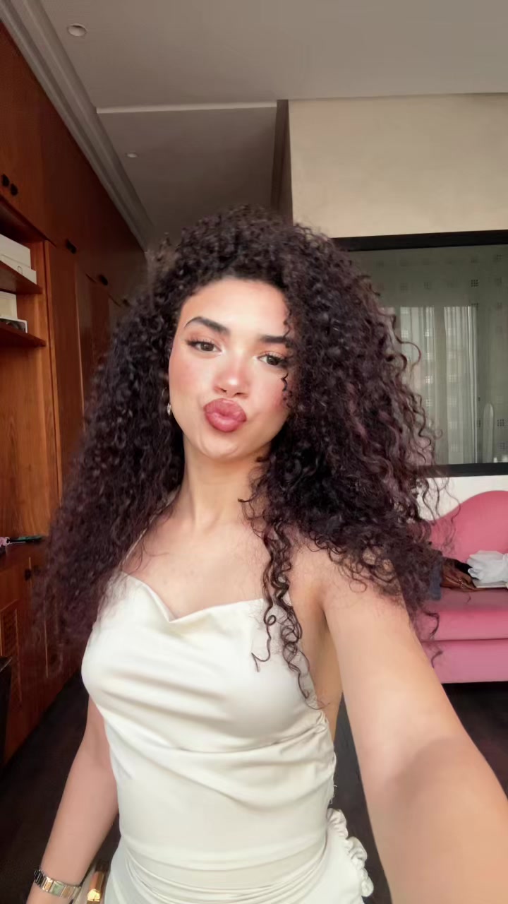 @✨