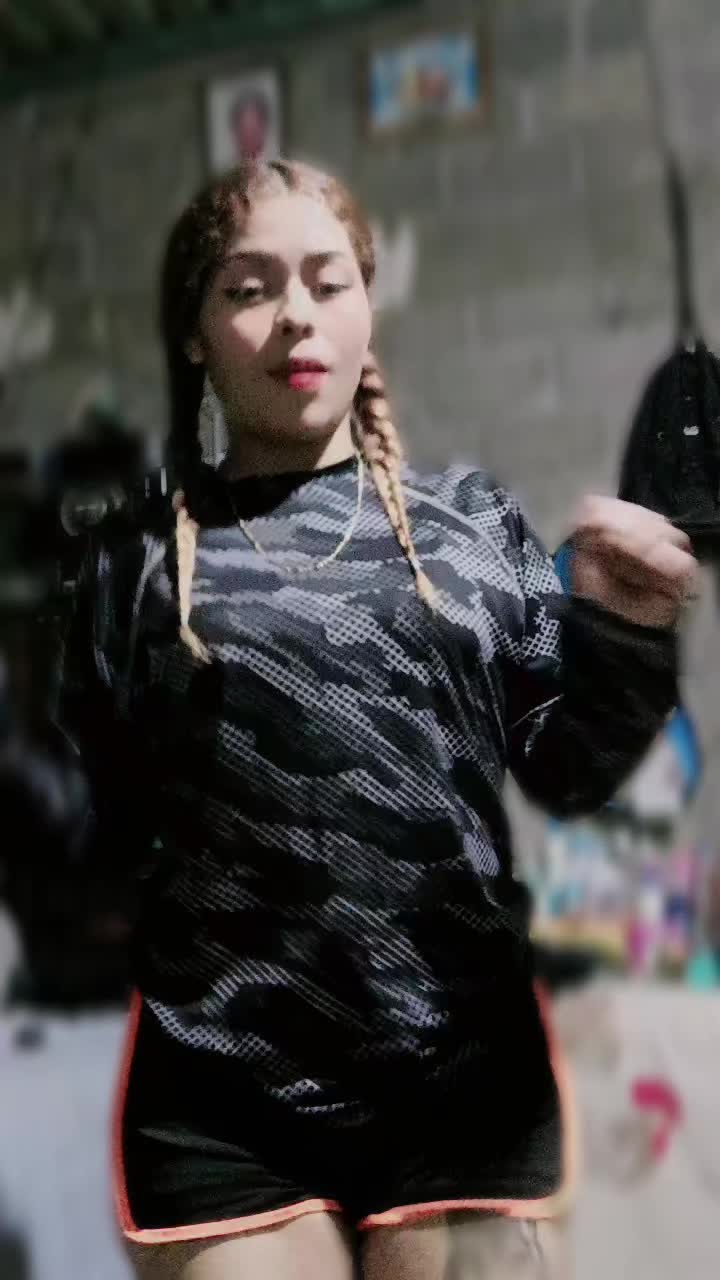 @ACO🫰 🐆 "c"