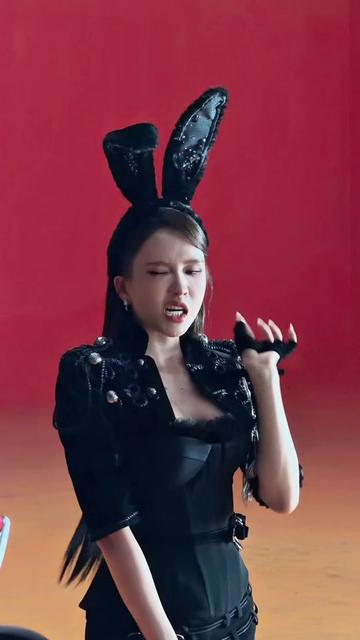 @Thiều Bảo Trâm