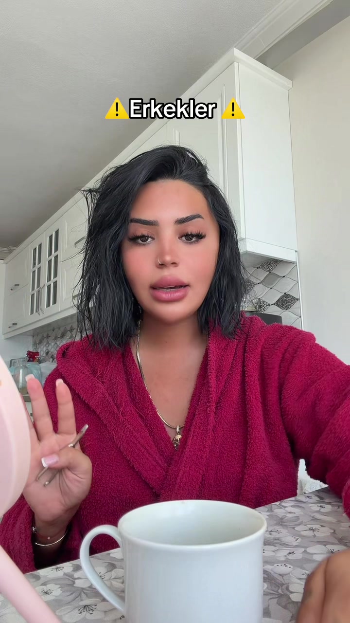 @Damlanur01