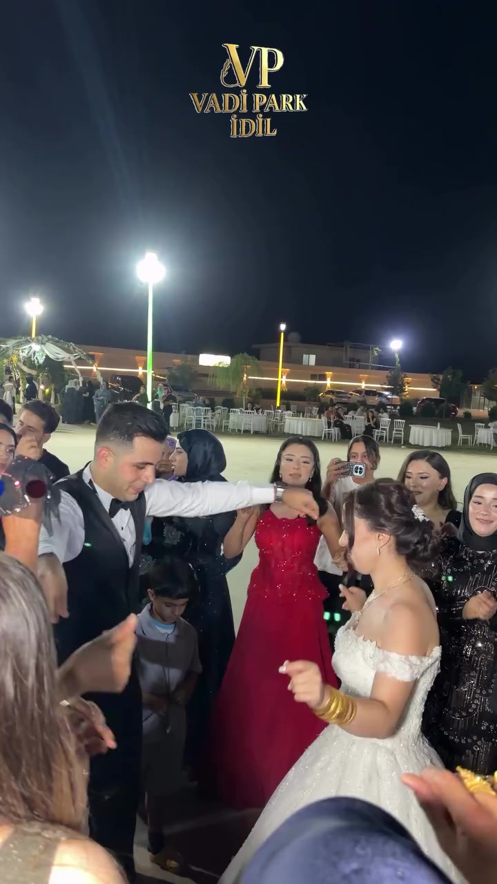 @VADİPARK İDİL D&Uuml;Ğ&Uuml;N SALONU