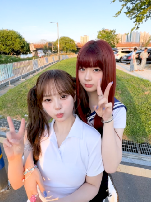 @tripleS