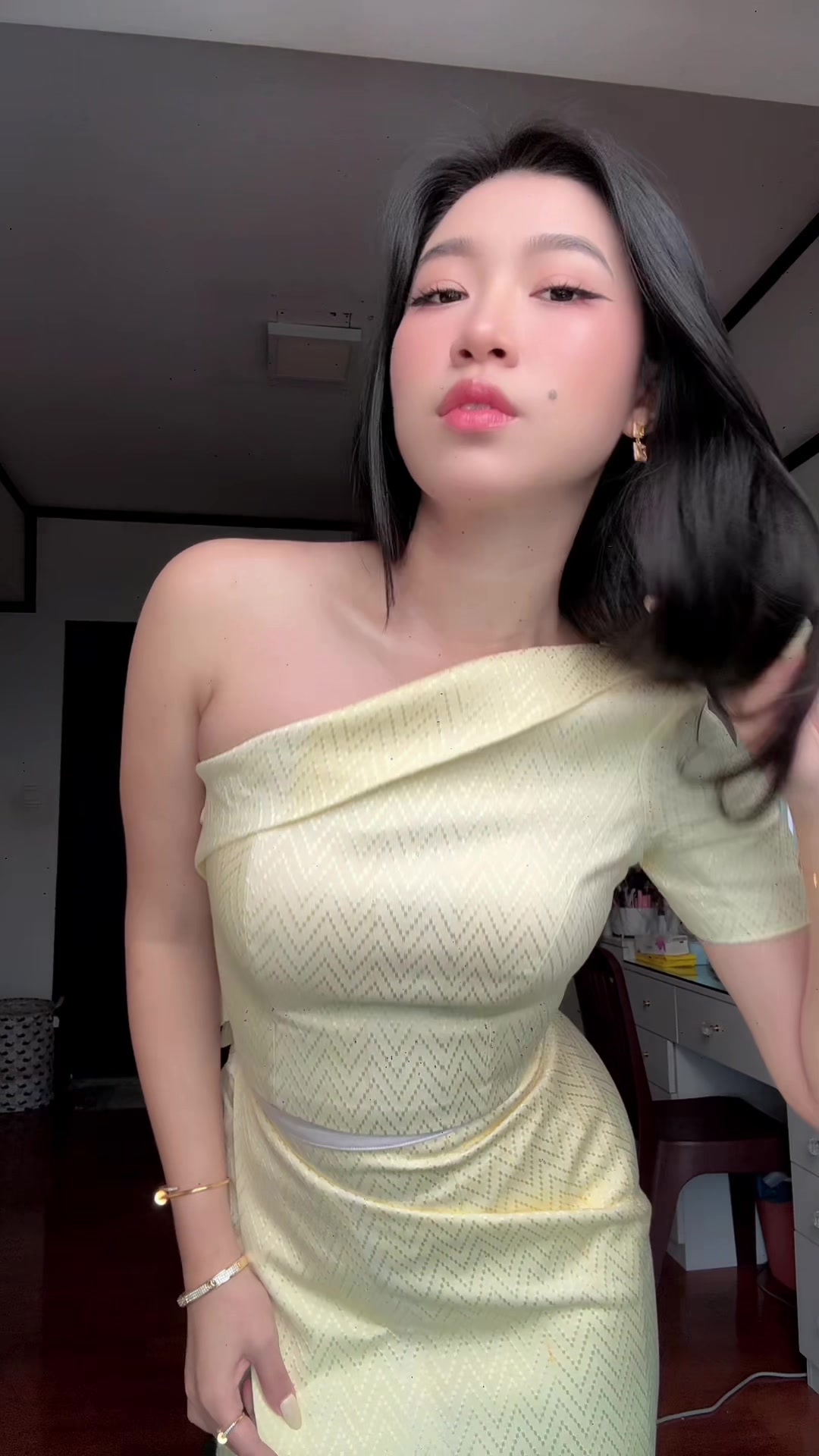 @𝙉