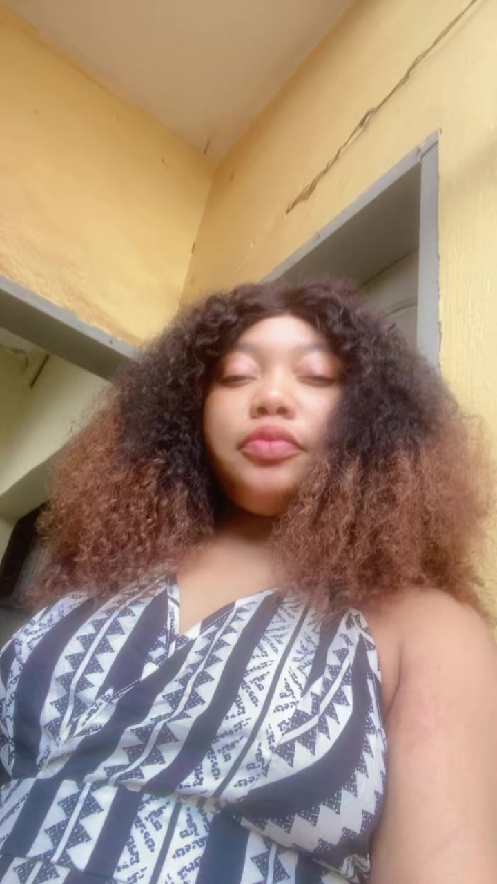 @Ange 😇 ou démon 😈
