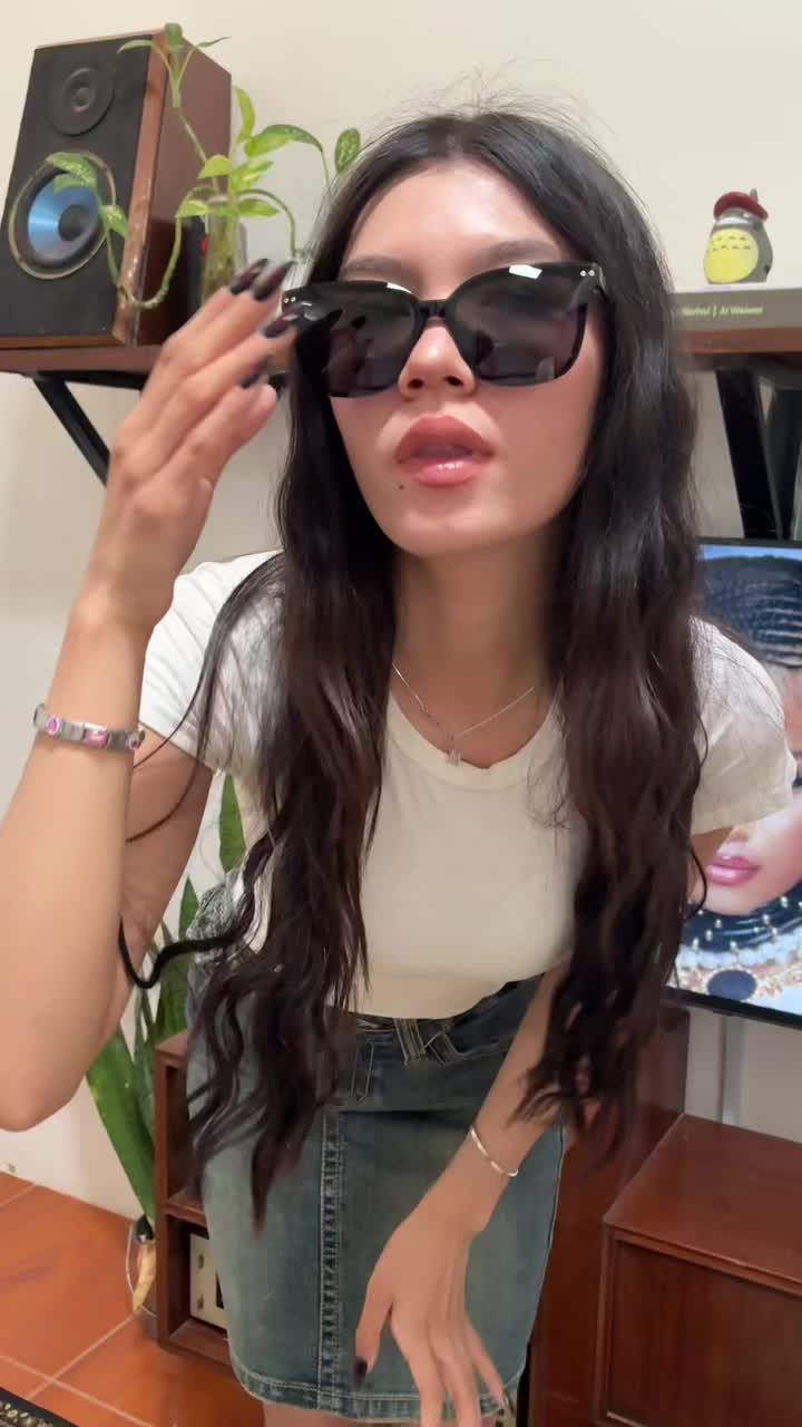 @Kacamata Vascka
