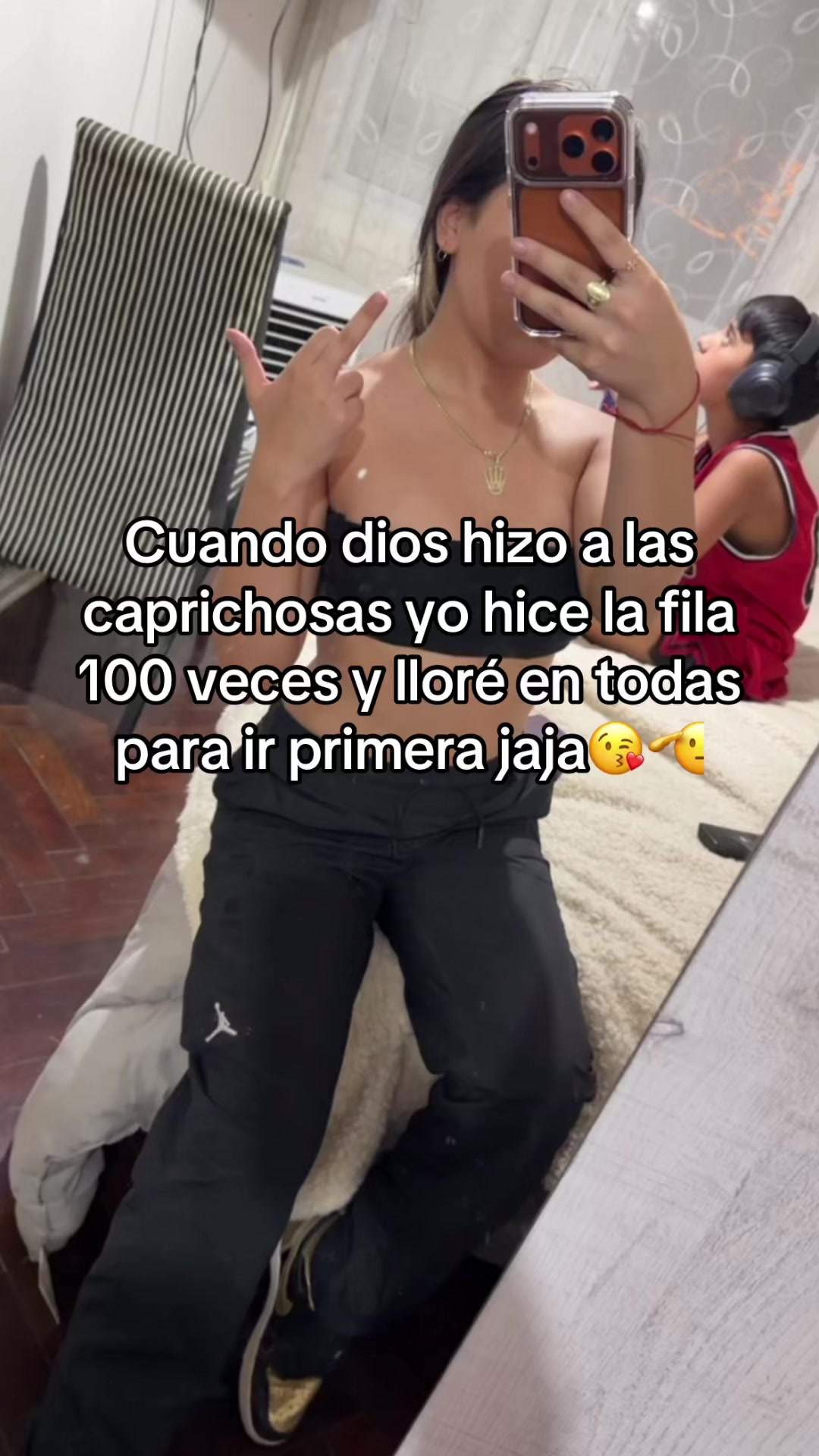 @JULI CLARA