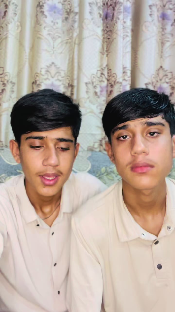 @♥️Twins👬 is live