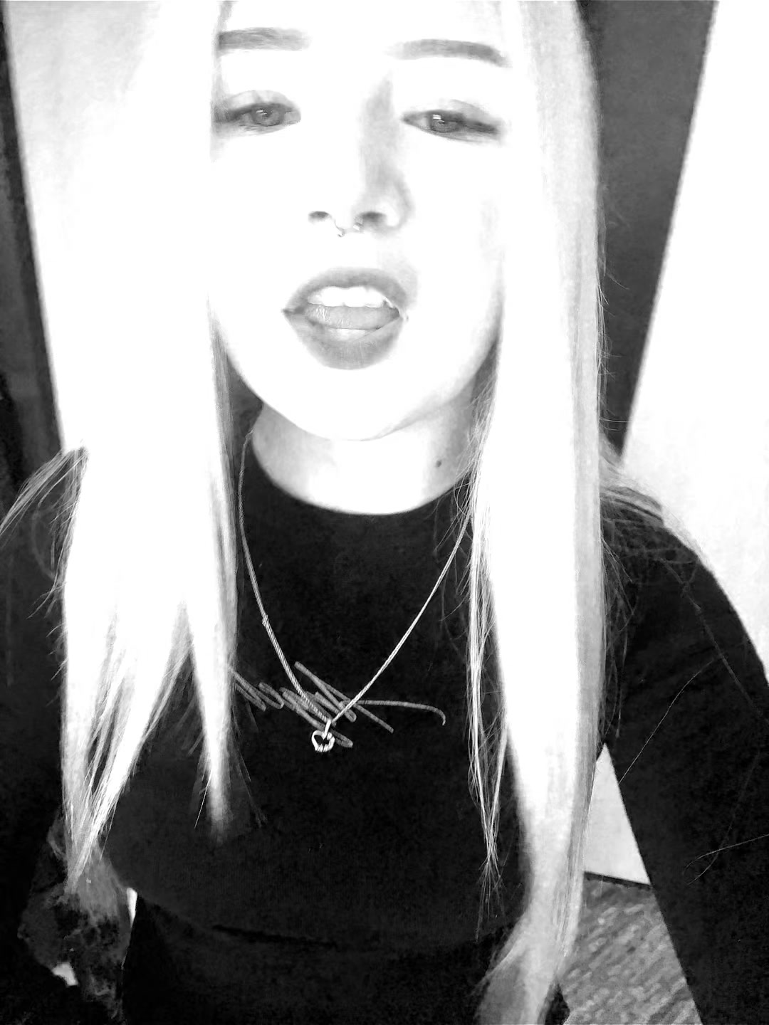 @динь-динь👅🩸
