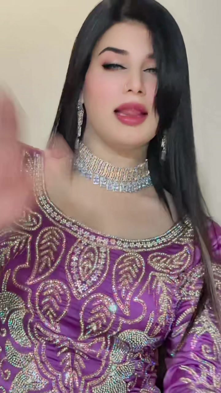 @👑 interNational QueeN 👑