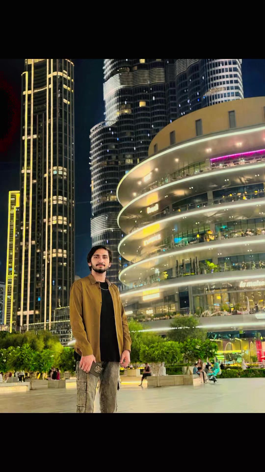 @SyEd 🇵🇰,🇦🇪