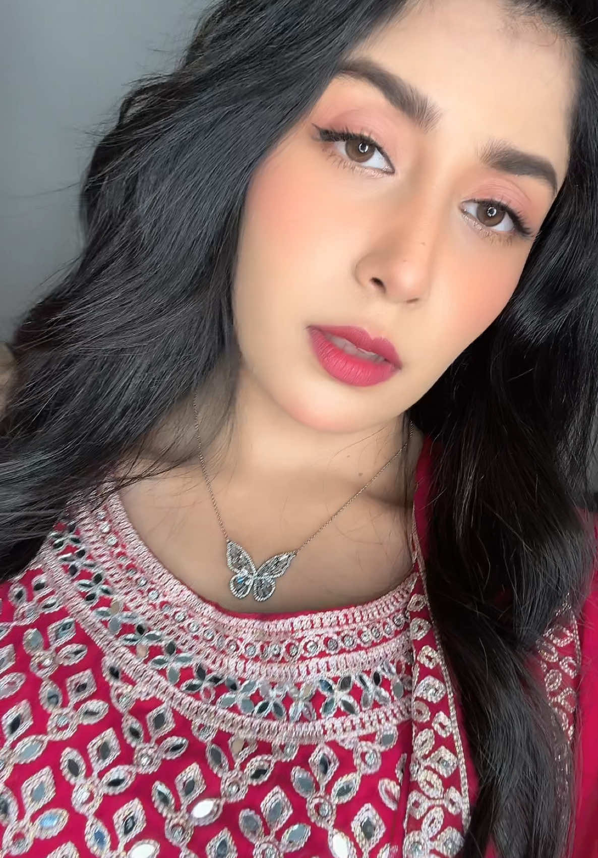 @Laiبa🖤🕊️💗
