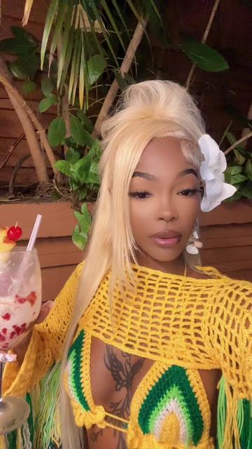 @BADBRAT👩🏽🎤