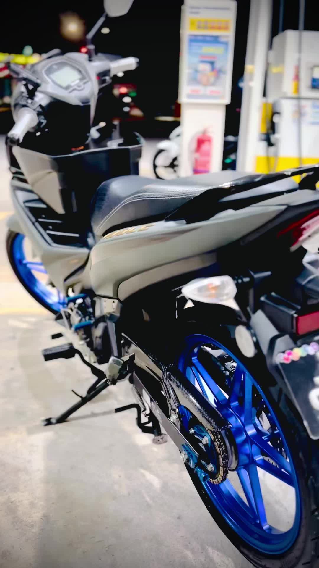 @𝙖𝙢𝙚𝙚𝙧