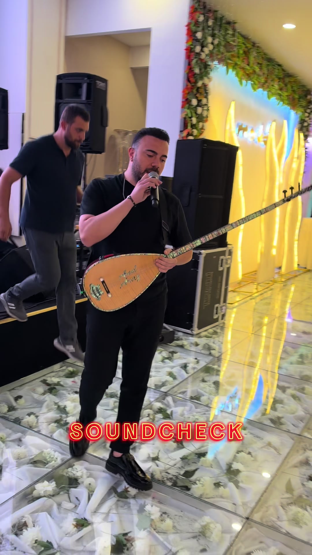 @Anıl Araz