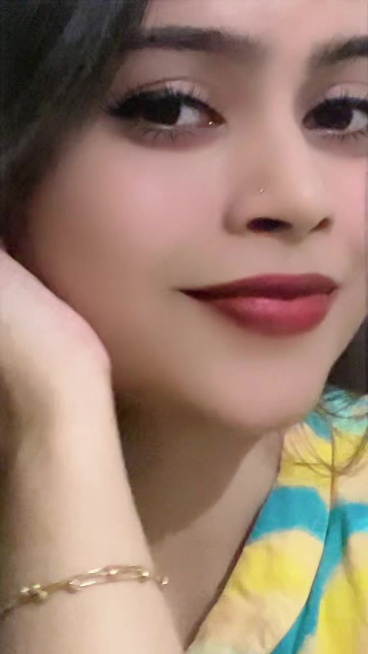 @👑Saanvi Mehra🕊️