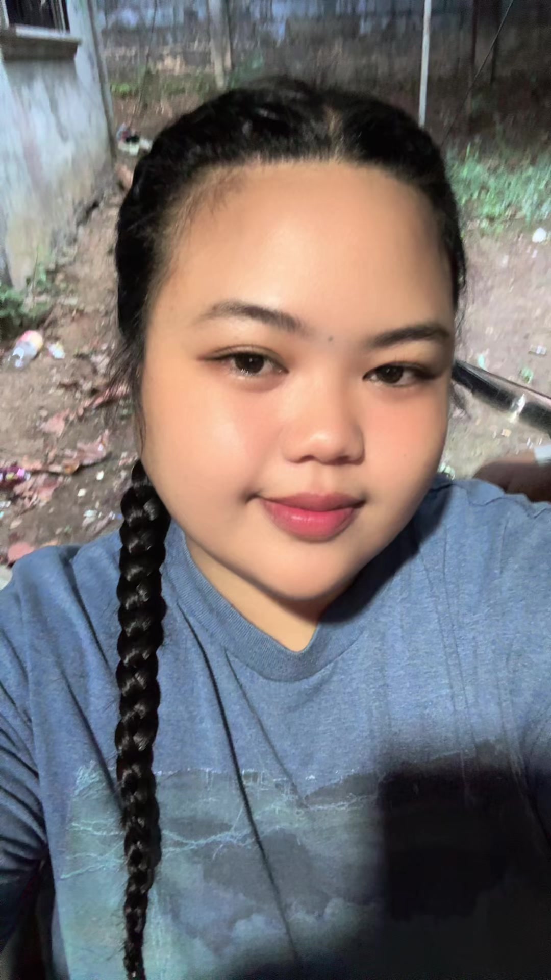 @E L L A I N E