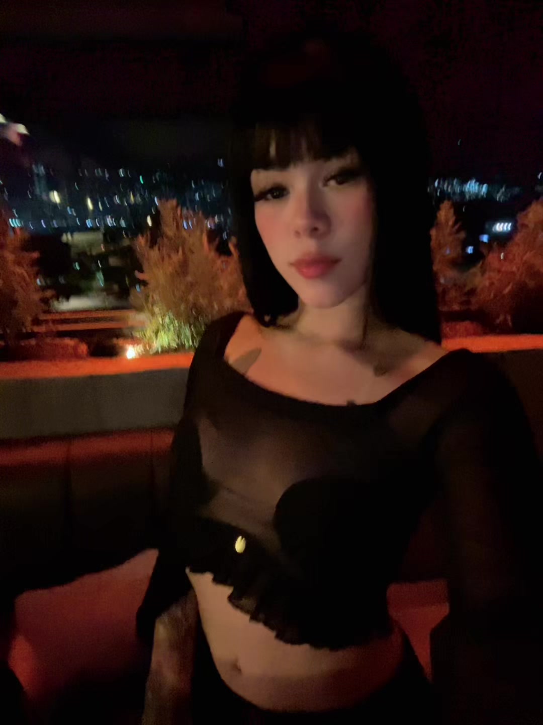 @v 🤍🦢