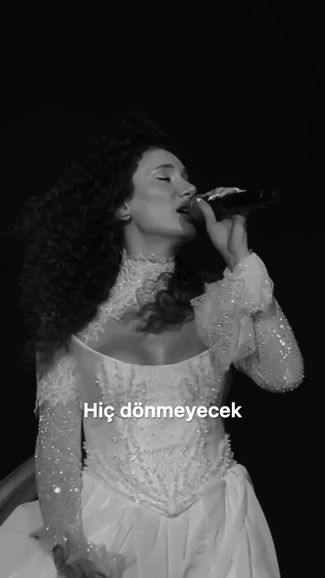 @M&uuml;zik Evrenim
