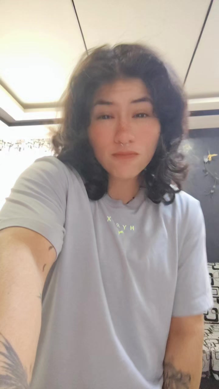 @Liiz.U