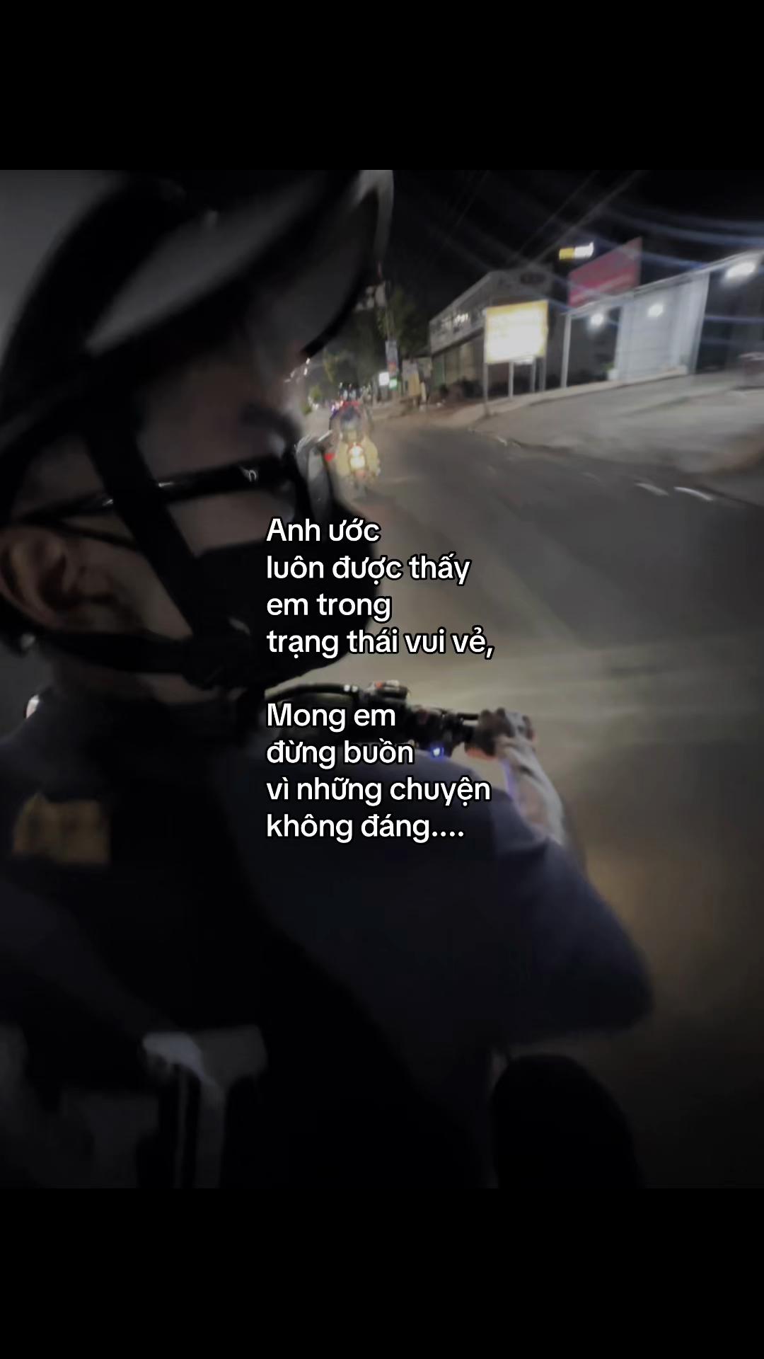 @๐๐ข๐ฏ๐จ๐๐ฉ๐ฐ๐ข