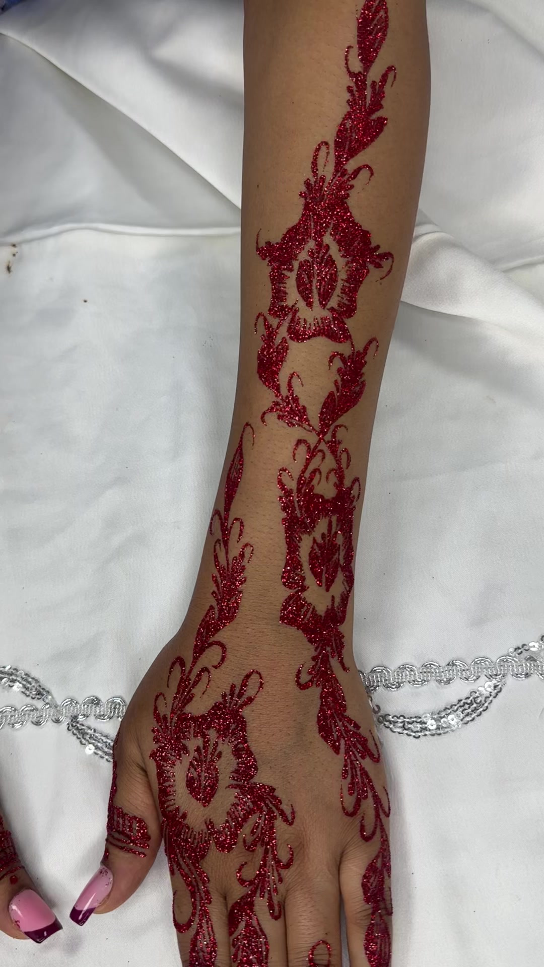 @Hafi henna design & school