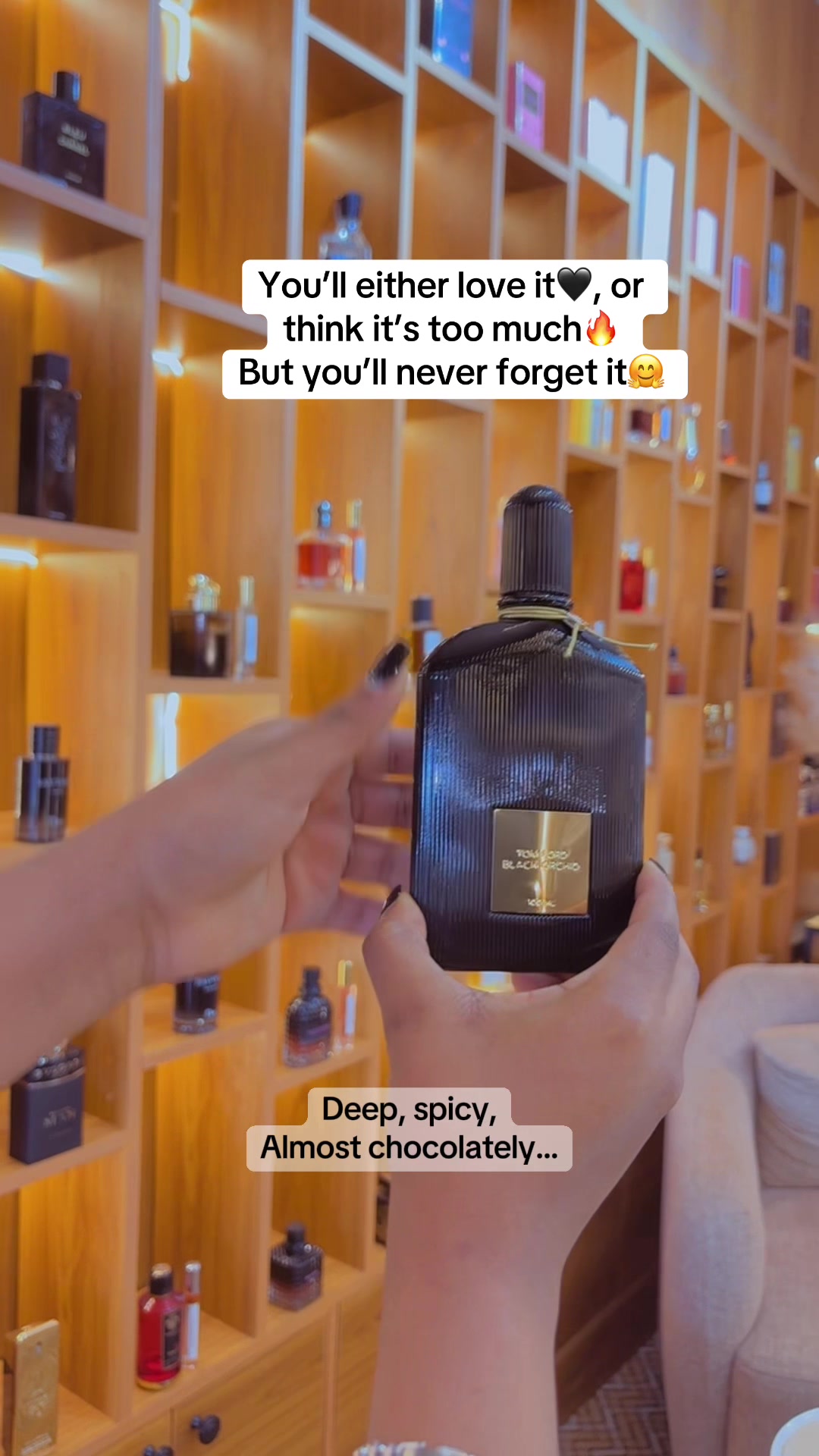 @Perfumora