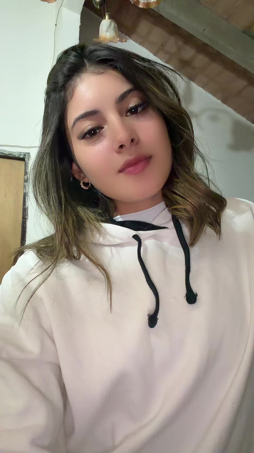 @Camila