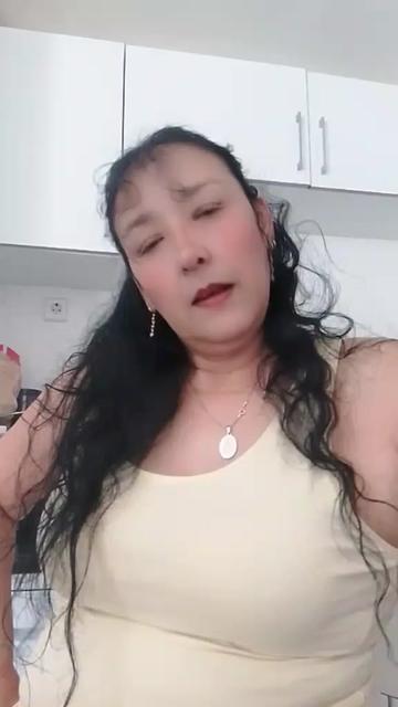 @Xiomara